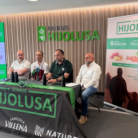 PRESENTACIÓN ANGEL G. JAREÑO DIRECTOR DEPORTIVO LIONESS SOMOS HIJOLUSA (3)