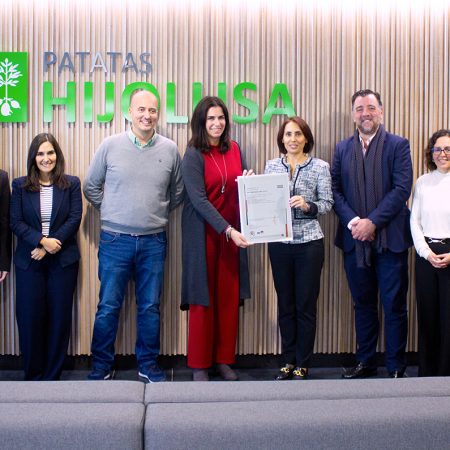 Patatas-Hijolusa_entrega-Certificado-ISO-50001-SGS_06nov24_redu (2)