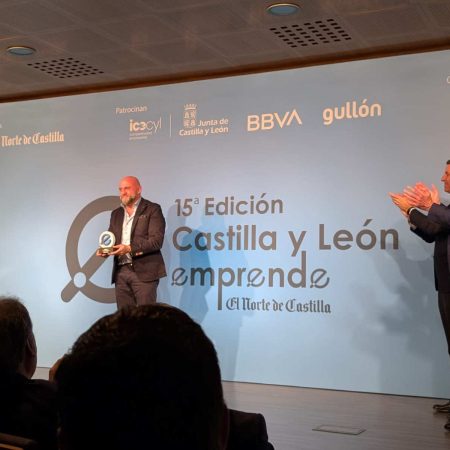 SOMOS-HIJOLUSA_PREMIO-CASTILLA-Y-LEON-EMPRENDE-2025_Toda-Una-Vida_03abr25_2b2